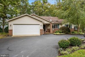 522 MT PLEASANT DRIVE