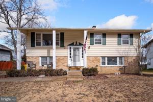 1526 WARFIELD ROAD