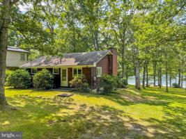 306 HAZELHURST LANE