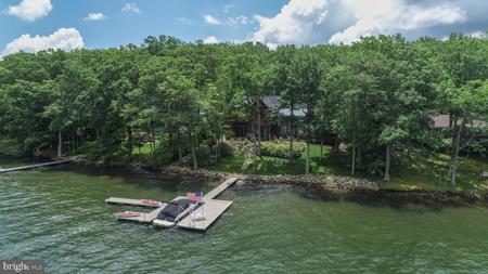 3135 TURKEY NECK ROAD