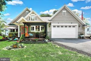 10 HALLECK DRIVE