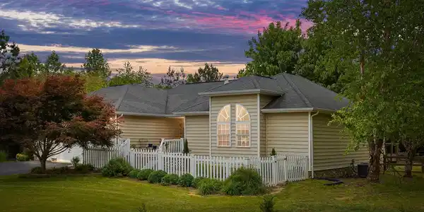 72 HEMLOCK LOOP
