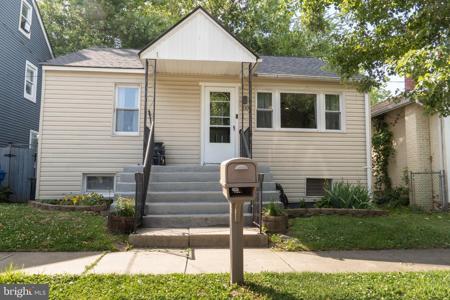 219 FRONT STREET