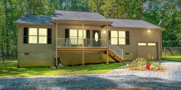 185 BEAVER POND WAY