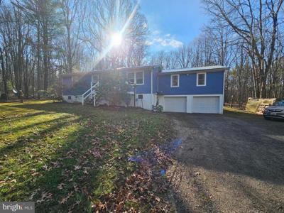 1104 GREEN GLADE ROAD