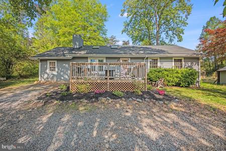 1530 LAKEVIEW PARKWAY