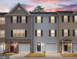 2450 DRAKE LANE