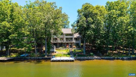 27 ASHLAWN BLVD
