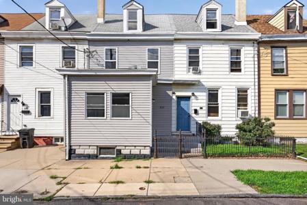 337 HUDSON STREET