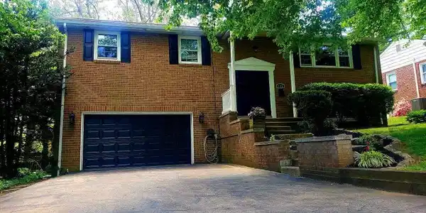 406 HILLSIDE ROAD