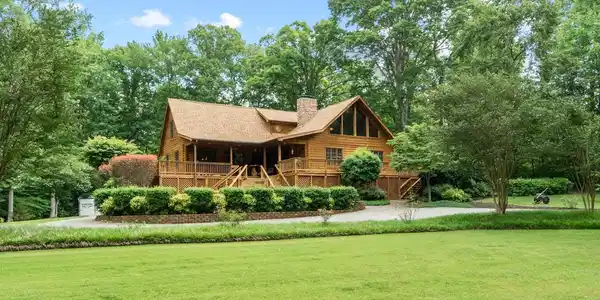 243 LAKEWOOD LANDING DRIVE