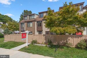9962 FOREST VIEW PLACE