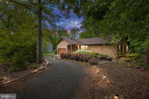 3003 LAKEVIEW PARKWAY