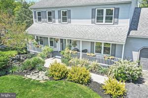 81 CURTIS DRIVE