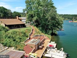 662 APACHE COVE