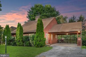 6721 MEADOWLAWN CIRCLE