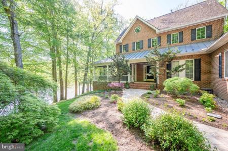 6031 LADY SLIPPER LANE