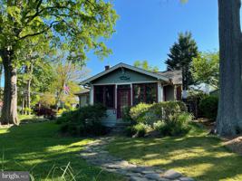 1 E LAKE DRIVE