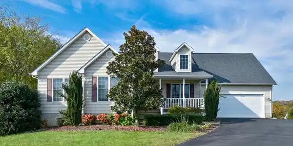 15706 LOBLOLLY LANE