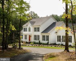 14015 MEADES COURT
