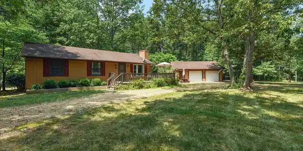 296 HUNT HAVEN