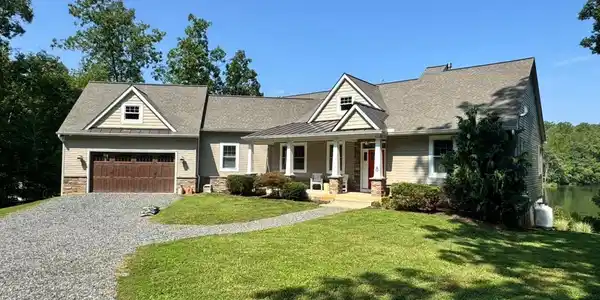8 ELNOR ROAD