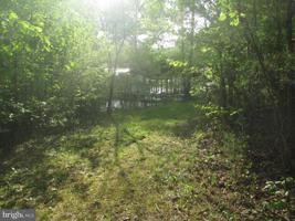 3313 RIVERBEND COURT