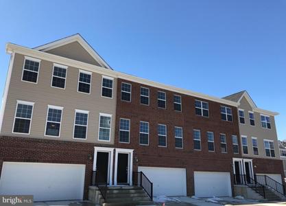 42 CREEKSIDE WAY