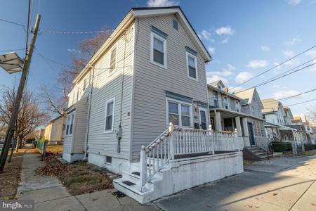 736 HUNTER STREET