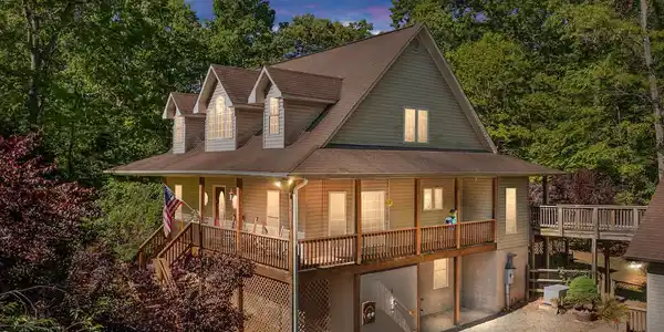 65 LAKEWOOD CIRCLE