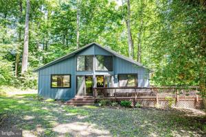 2205 LAKEVIEW PARKWAY