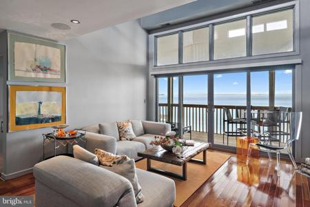 2127 BEACH VILLAGE COURT