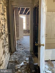 49 COLONIAL AVE AVENUE