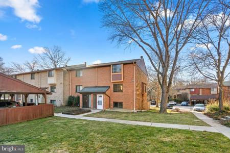 7350 MOSSY BRINK COURT