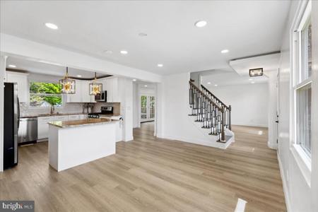309 FRANKLIN AVENUE