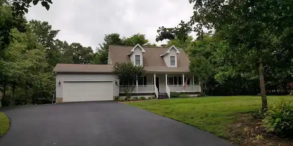 176 EDGEWOOD DRIVE
