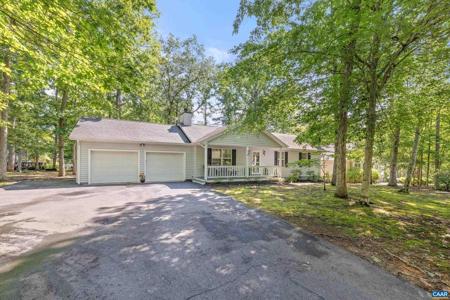 3 WOODRIDGE RD