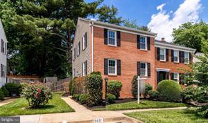 9437 GOSHEN LANE