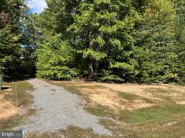 NOAH'S LANDING DRIVE