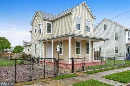 38 E 2ND STREET