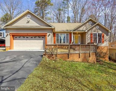203 BIRDIE ROAD