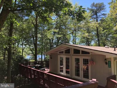 521 LAKE DRIVE