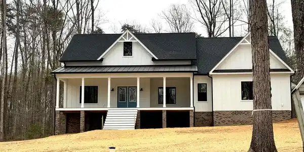 59 LIGHTHOUSE DRIVE