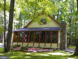 459 WOODLAND WAY
