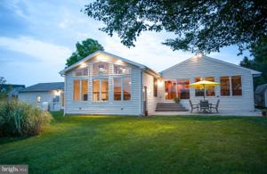 418 LAKE MEADE DRIVE