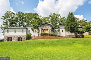 55 ANNA COVES BOULEVARD