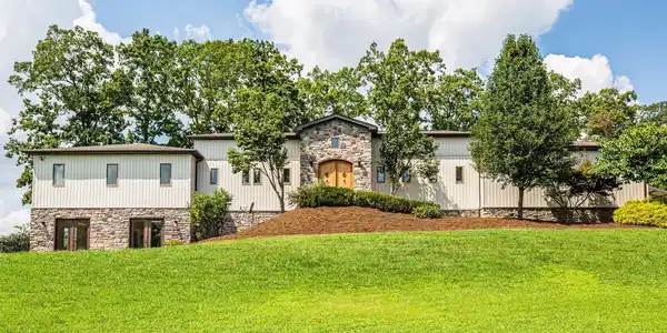 55 ANNA COVES BOULEVARD