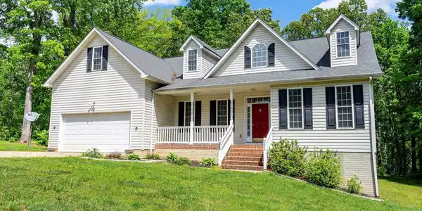 5705 DOGWOOD TREE LANE