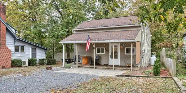 107 HEMLOCK DRIVE