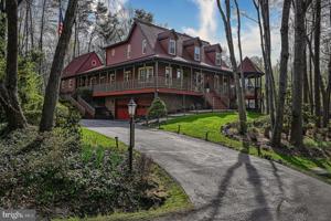 525 HARRISON CIRCLE